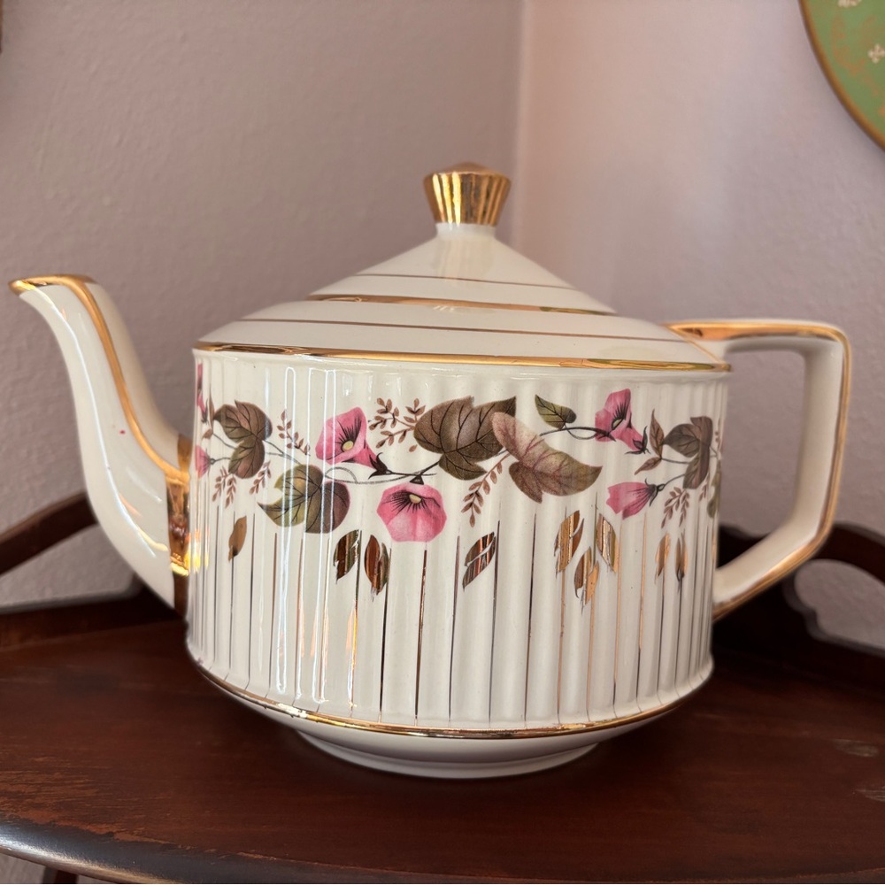 Sandler Teapot England Vintage 3083 Gold Gild Morning Glory